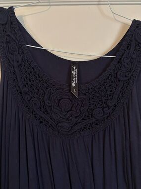 White Mark Navy Blue Pleated Sleeveless Dress with Crochet Yoke